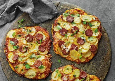 Sprøde kartoffelpizzaer