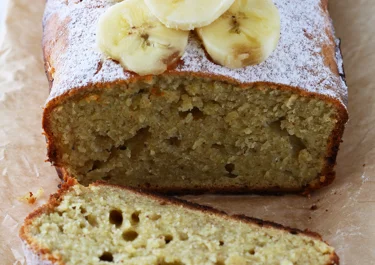 Banana and Walnut Loaf Cake