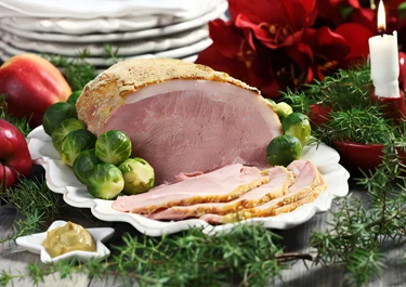 Julskinka med kål och hasselbackspotatis