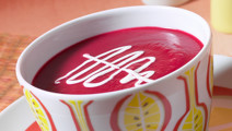 Punajuuricappuccino