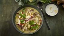 Thaisuppe med ingefærkrydret creme