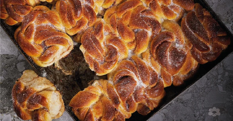 Classic Cinnamon Rolls