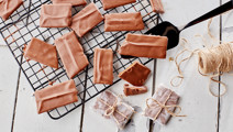 Karamelknas med chokolade