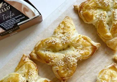 Flores de Navidad con Castello® Brie & Trufa