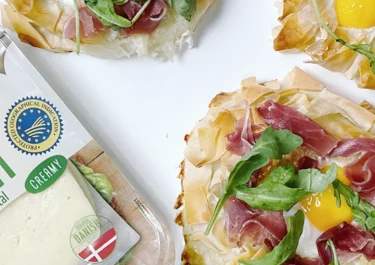 Nidos de pasta filo con Arla Queso Havarti
