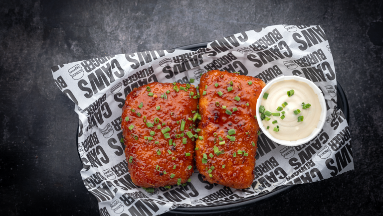 Nashville Hot Honey Cheese Dippers mit Ranch-Dip