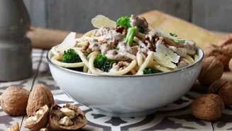 Pasta med valnötssås