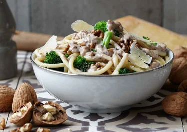 Pasta med valnötssås
