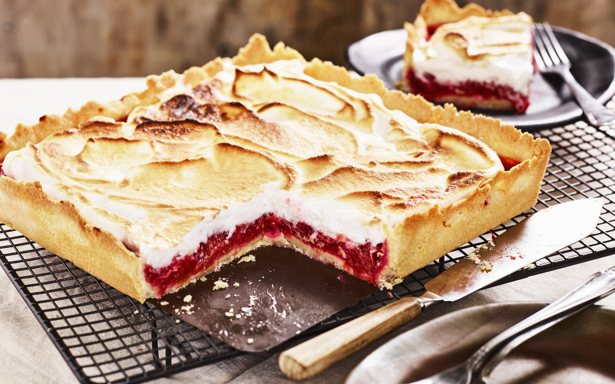 Rabarbertærte med marengs