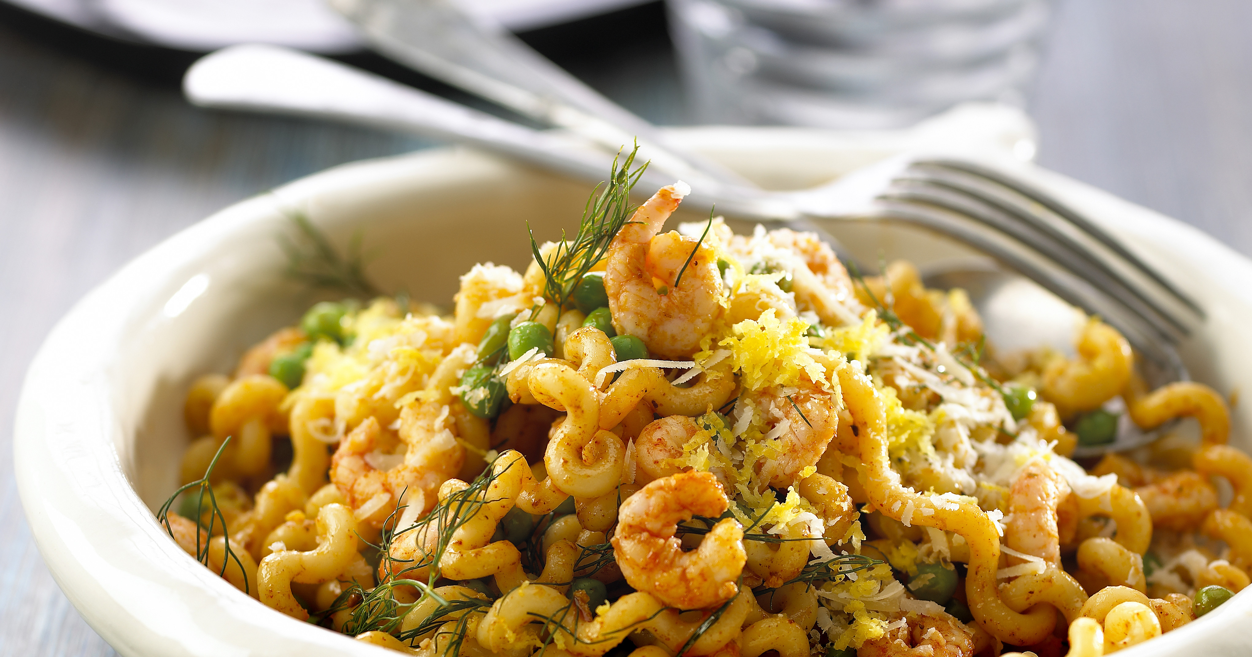Pasta med rejer, dild og citron