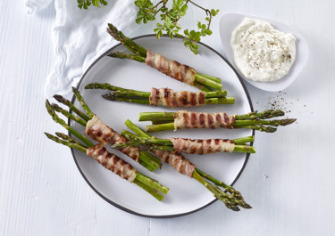 Bacon-wrapped asparagus