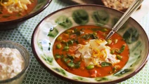 Tomatsoppa med apelsin och kokos