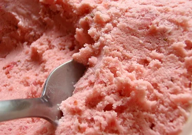 Low Fat Strawberry Ice Cream