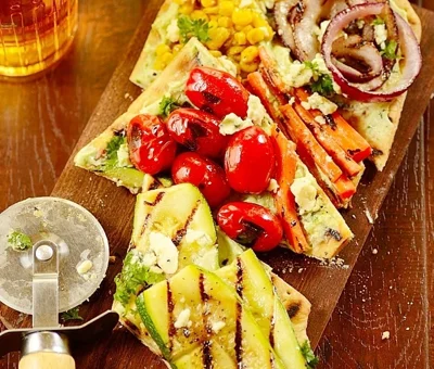 Grilled vegetable pizza