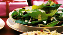 Jouluinen caesarsalaatti
