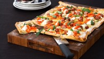 Kabanossi-smetanapizza