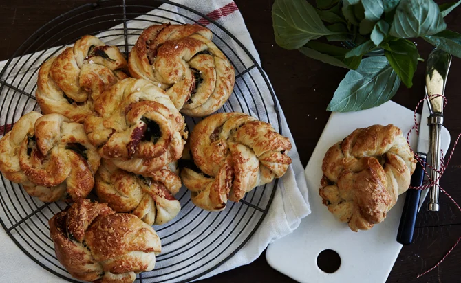 Schinken-Käse-Strudel
