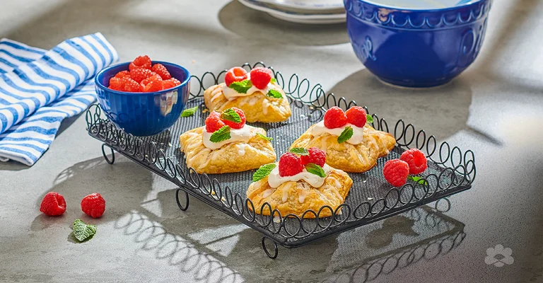 فطائر القشطة والسكر