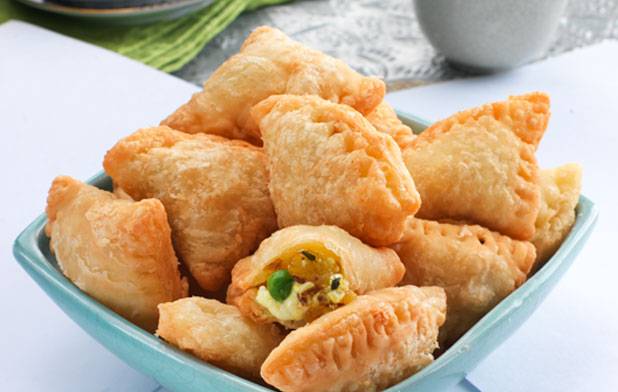 Cheesy Vegetable Samosas