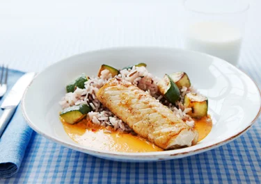 Fisk i ajvarsås