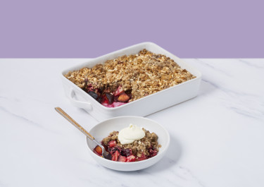 Lactosevrije appelcrumble met pruimen