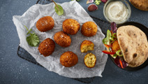 Pitabrød med falafel
