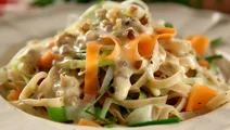 Ostpasta med valnötter