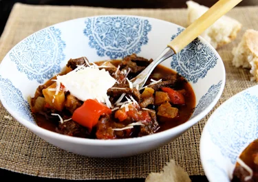 Gulaschgryta med svenska smaker