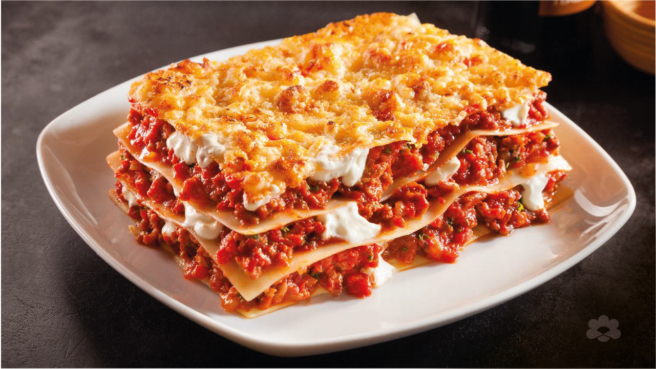 Easy Beef Lasagna with Béchamel Sauce 