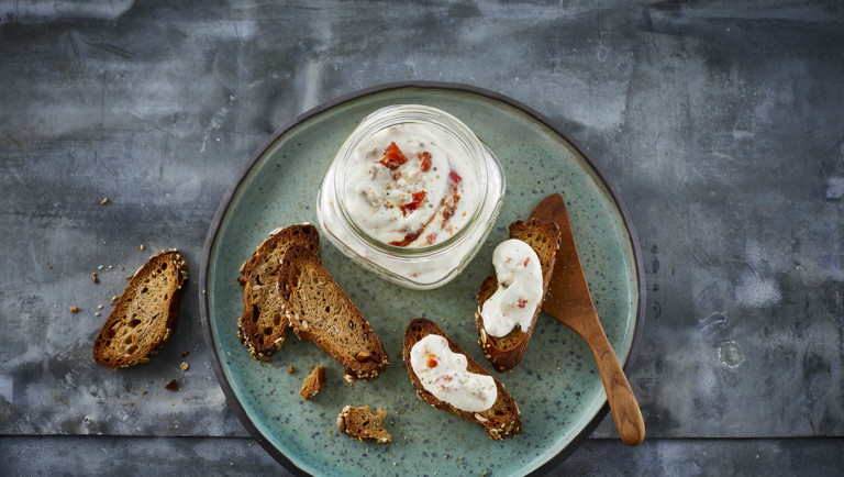 Fraichespread med brændt peber