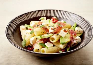 Cold pasta salad