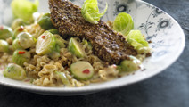 Sprød kalvelever med spicy rosenkål
