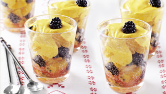 Vit choklad- och saffranskräm