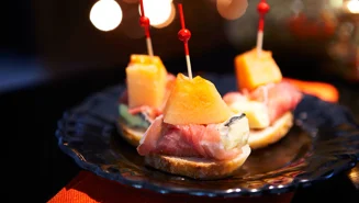 Pincho med ost och parma