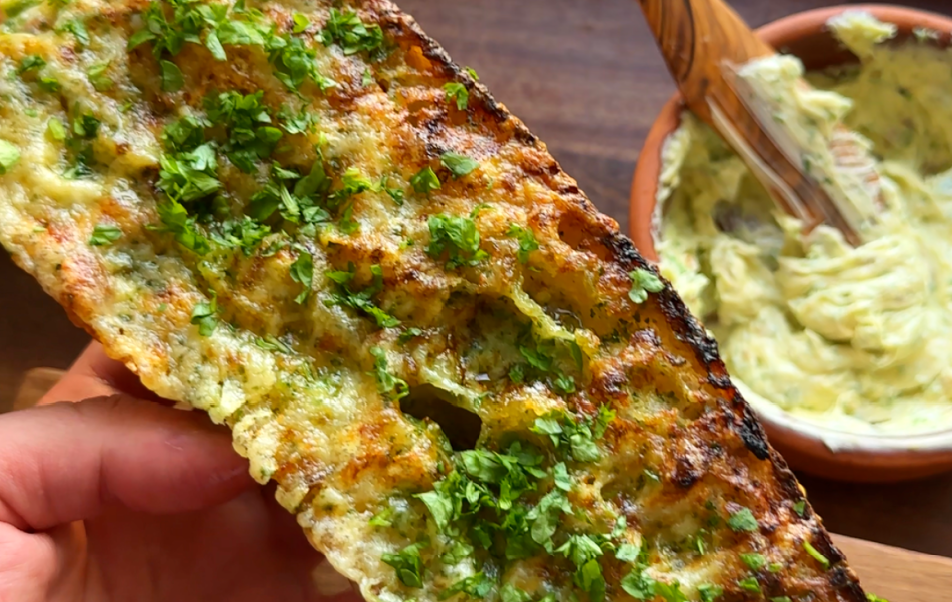 Det perfekte hvidløgsbrød med Castello® Aged Havarti 
