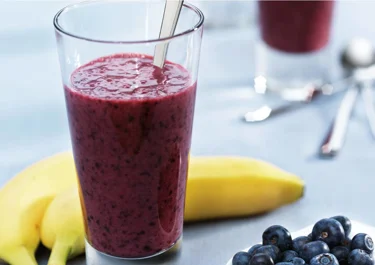 Smoothie med blåbär och banan