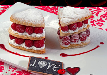 Puff Pastry Hearts With Raspberries