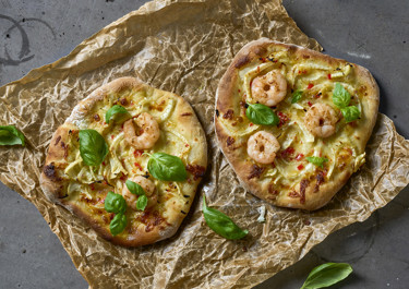Pizzetta bianca med fänkål och stora räkor