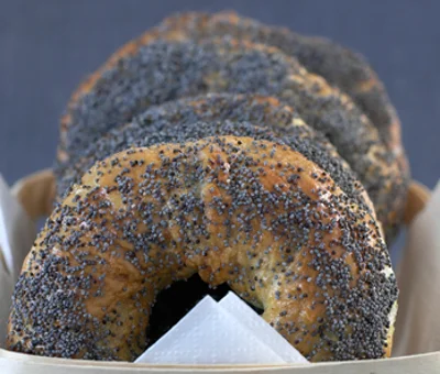 Bagels med kanel og appelsinskal