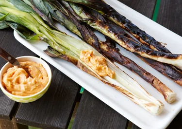 Grillad purjolök med barbecuesmör