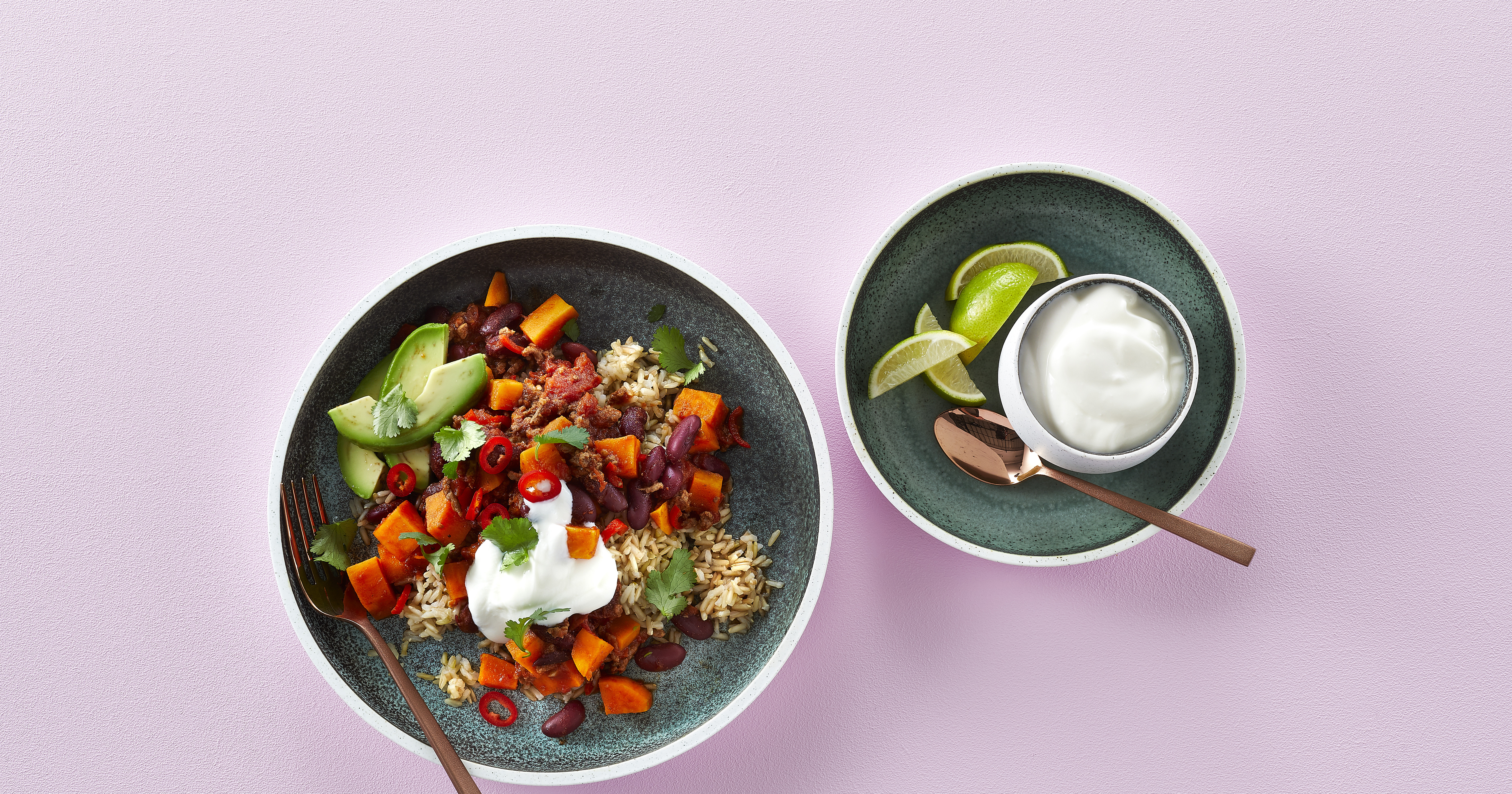 Chili Con Carne Med Sode Kartofler Og Avocado Hurtig Opskrift Arla Arla Chili Con Carne Med Sode Kartofler Og Avocado Hurtig Opskrift Arla Arla