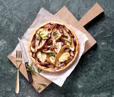 Savoury puff pastry with Castello Extra Creamy Brie and pear