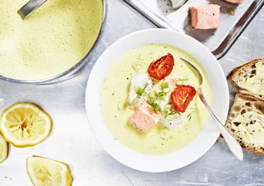 Fisksoppa med tomat, saffran och fänkål