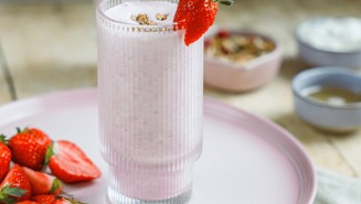 Proteiinipirtelö mansikalla ja ricotalla