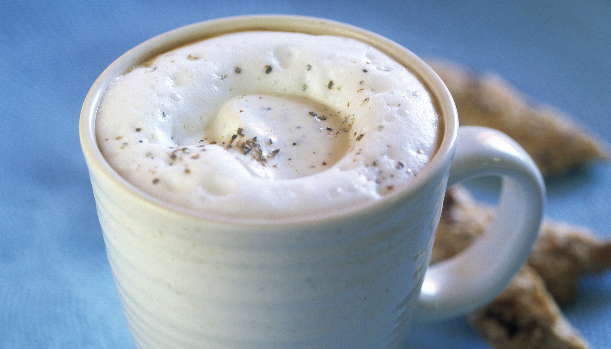 Kaffee mit Crème fraîche | Arla - Rezept