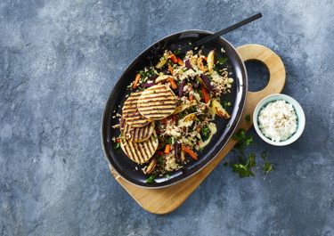 Grillet halloumi med bagt rodfrugtsalat