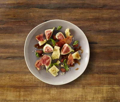 Castello® Aged Havarti with Crispy Parma Ham, Roasted Almonds & Figs