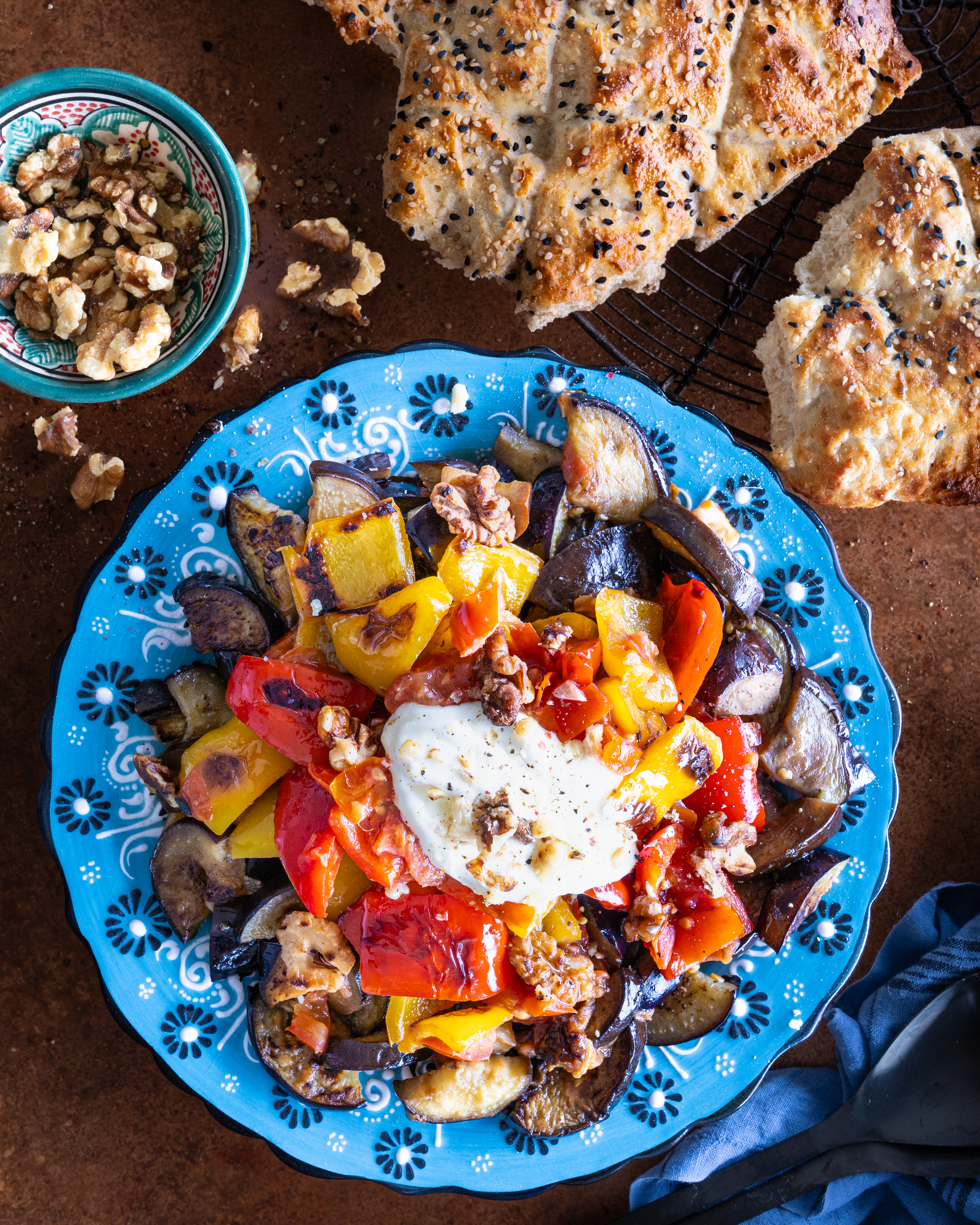 Köpoglu - tyrkisk salat med aubergine og peberfrugt