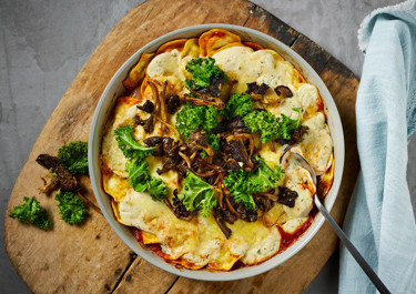 Tortellinigratäng med svamp och franska örter