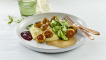 Köttbullar med potatismos - svenske kødboller med kartoffelmos